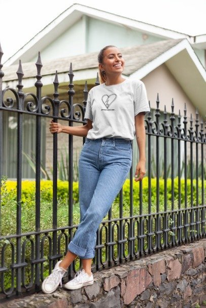 Oversized T-Shirt "Gestärkt durch Liebe" STYL-NOW